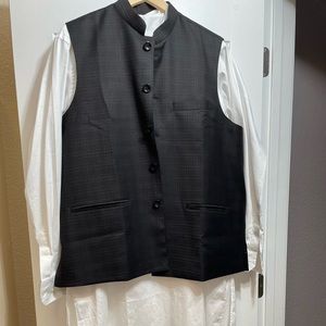 White kurta pajama 3-piece set with black vest